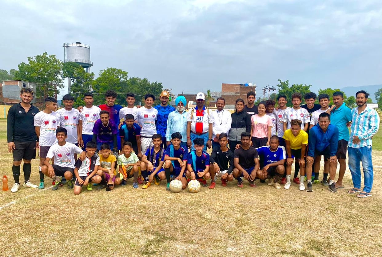 Tanakpur Stadium team won the football title