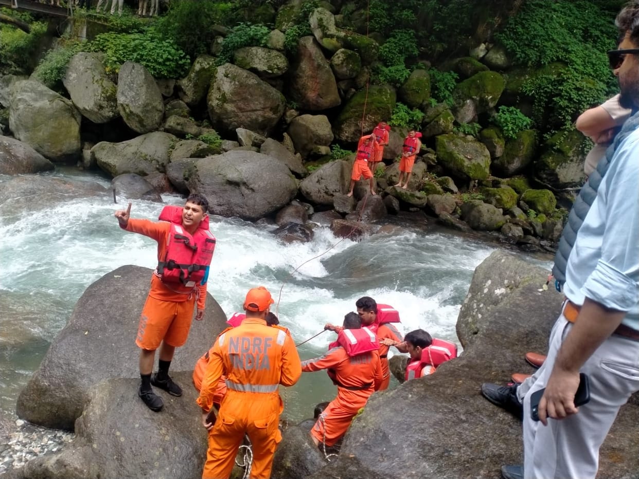 No clue found of woman drowned in Tirthan river