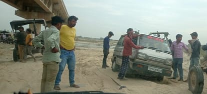 Most of the panels of Pantoon bridge in Kolaghat were removed