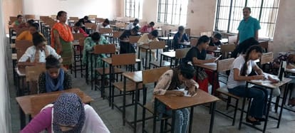 Charu tops in essay competition