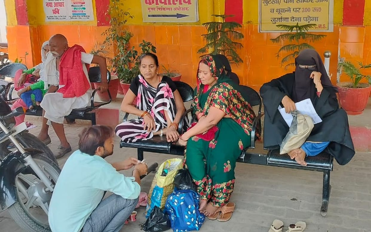 Emergency full, OPD full of stomach pain and diarrhea patients