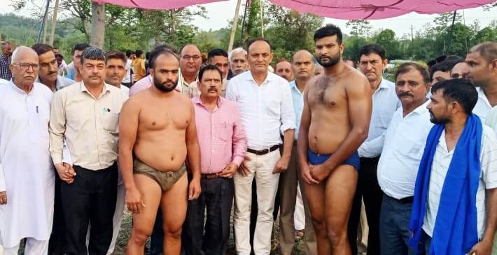 Sanjay wrestler won the title of Kharah Kesari Dangal
