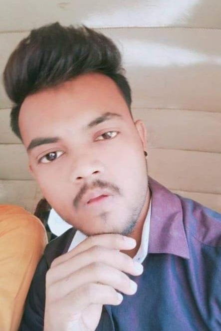 Dead body of youth found near railway station