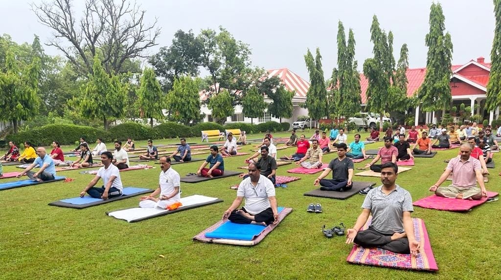 Everyone gave the message of staying healthy with yoga