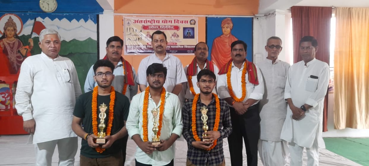 Promising students felicitated with their parents...jumped with joy