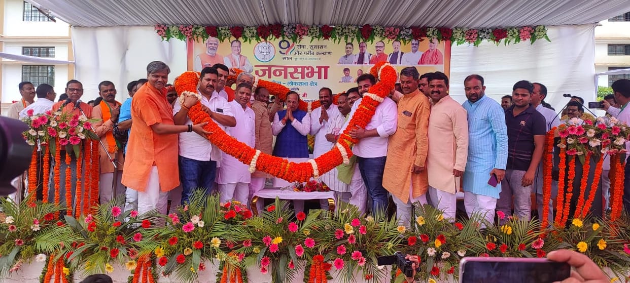 Win both the low seats of the district: Arun Singh