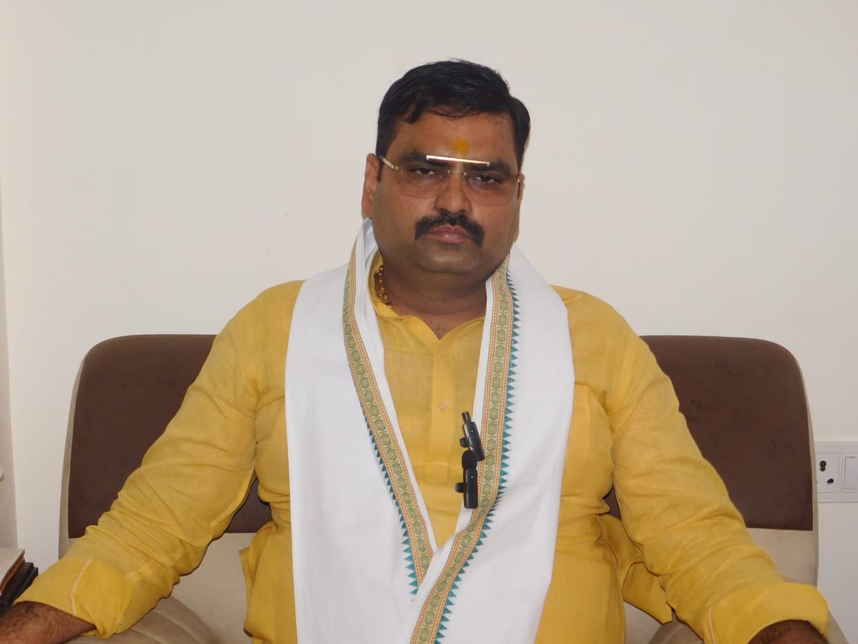 mla working in city