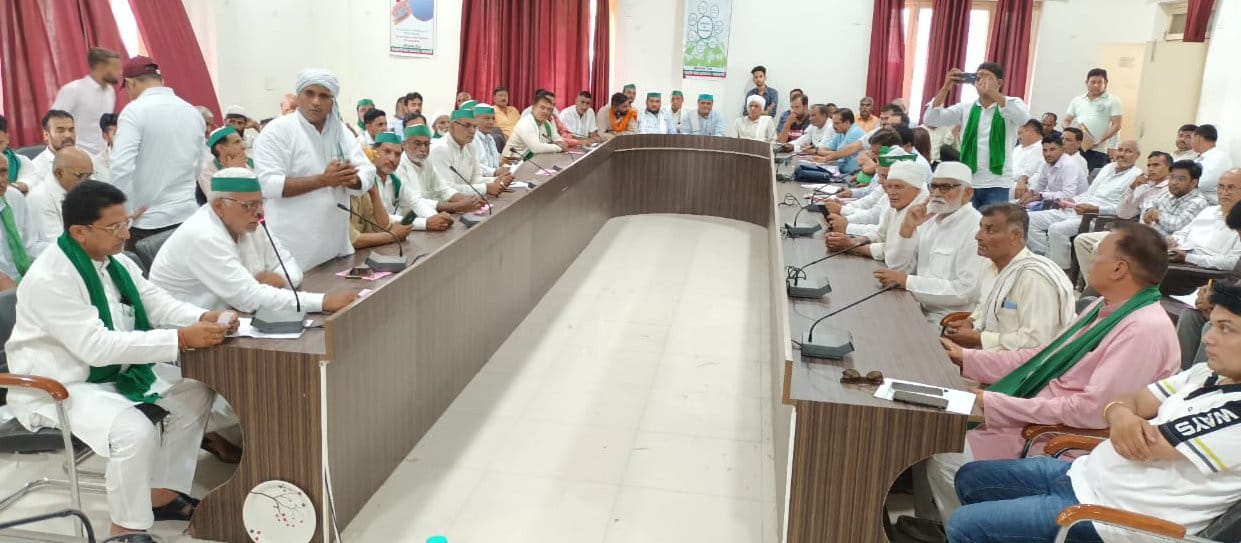 Fierce uproar on Farmer's Day on issues of outstanding sugarcane payment and electricity