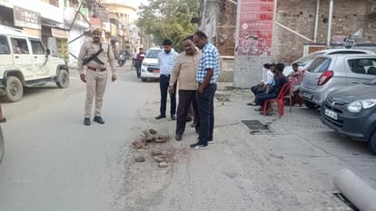 Repair of roads should be as per standard after laying sewer line