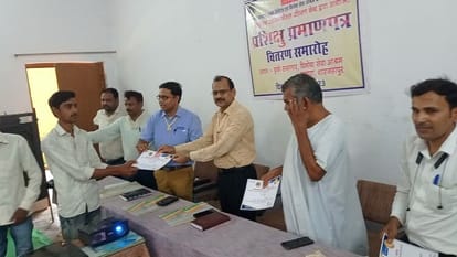 Certificates distributed to 40 trainees