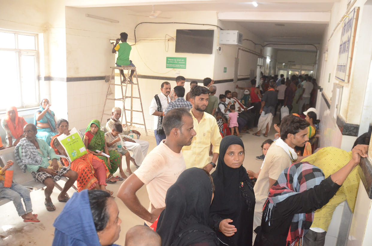 Long queue for ultrasound, less medicines
