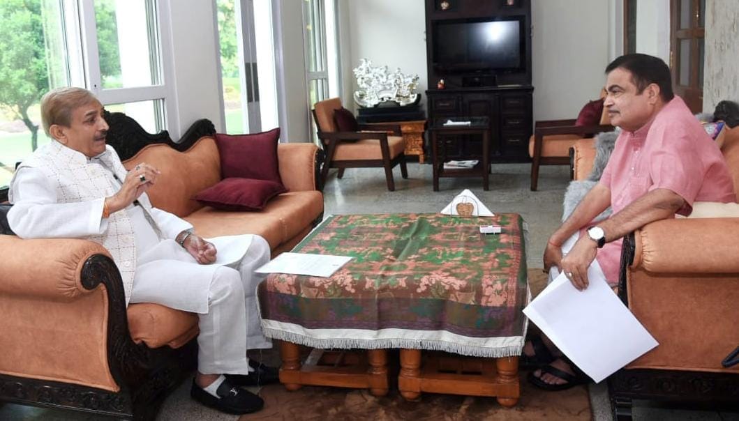 In the meeting with Nitin Gadkari, MP Pramod raised the demand for bypass and highway construction