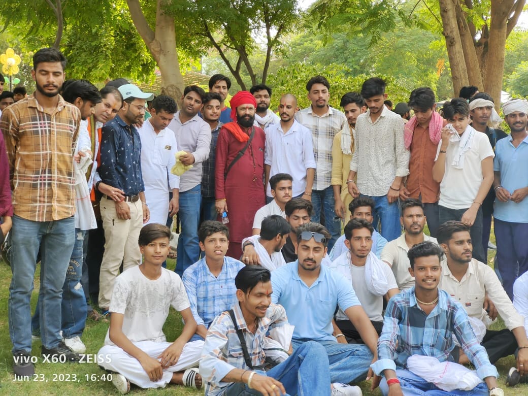 Bajrang Dal expressed anger, removed Adipurush film from screen in OHM and Kaira, also took down banners