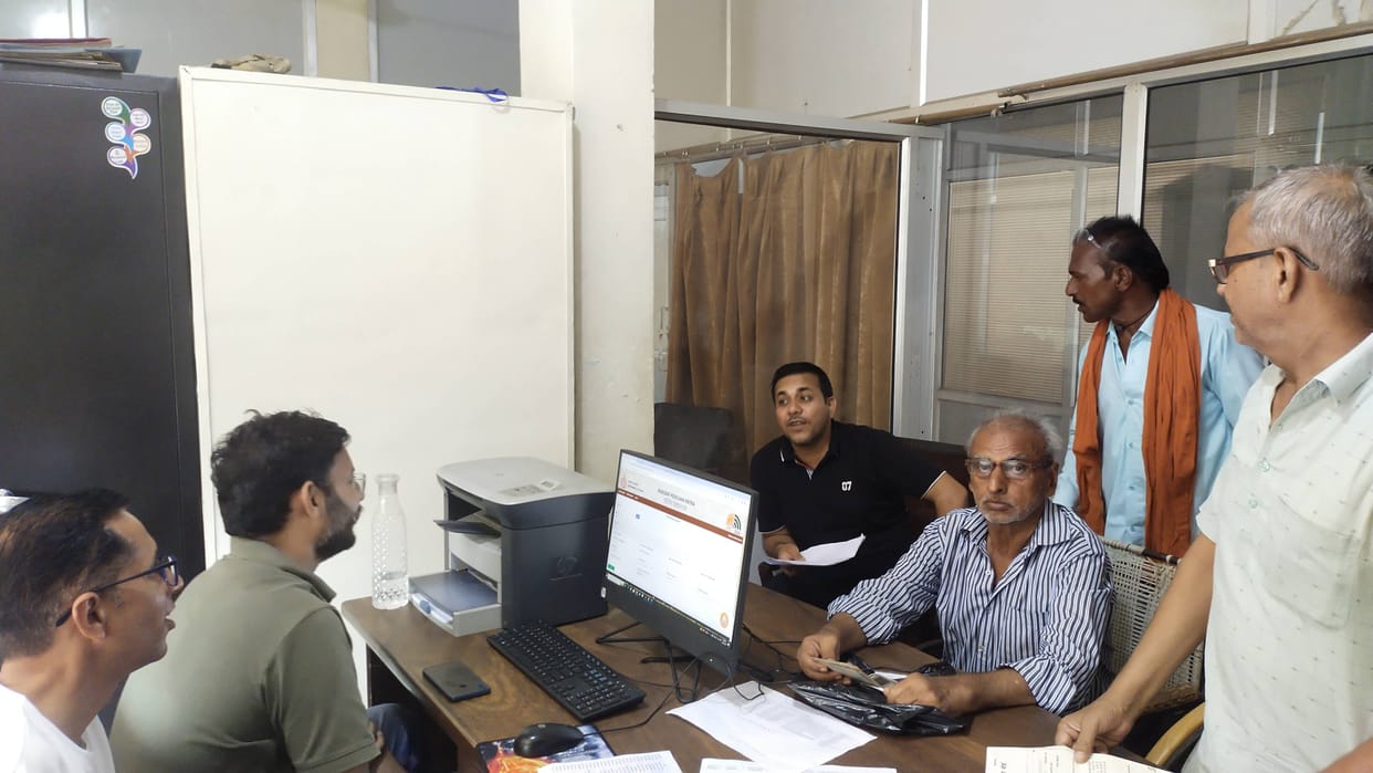 Preparing to start old age pension of 10 thousand elders, it is necessary to show one of the four documents