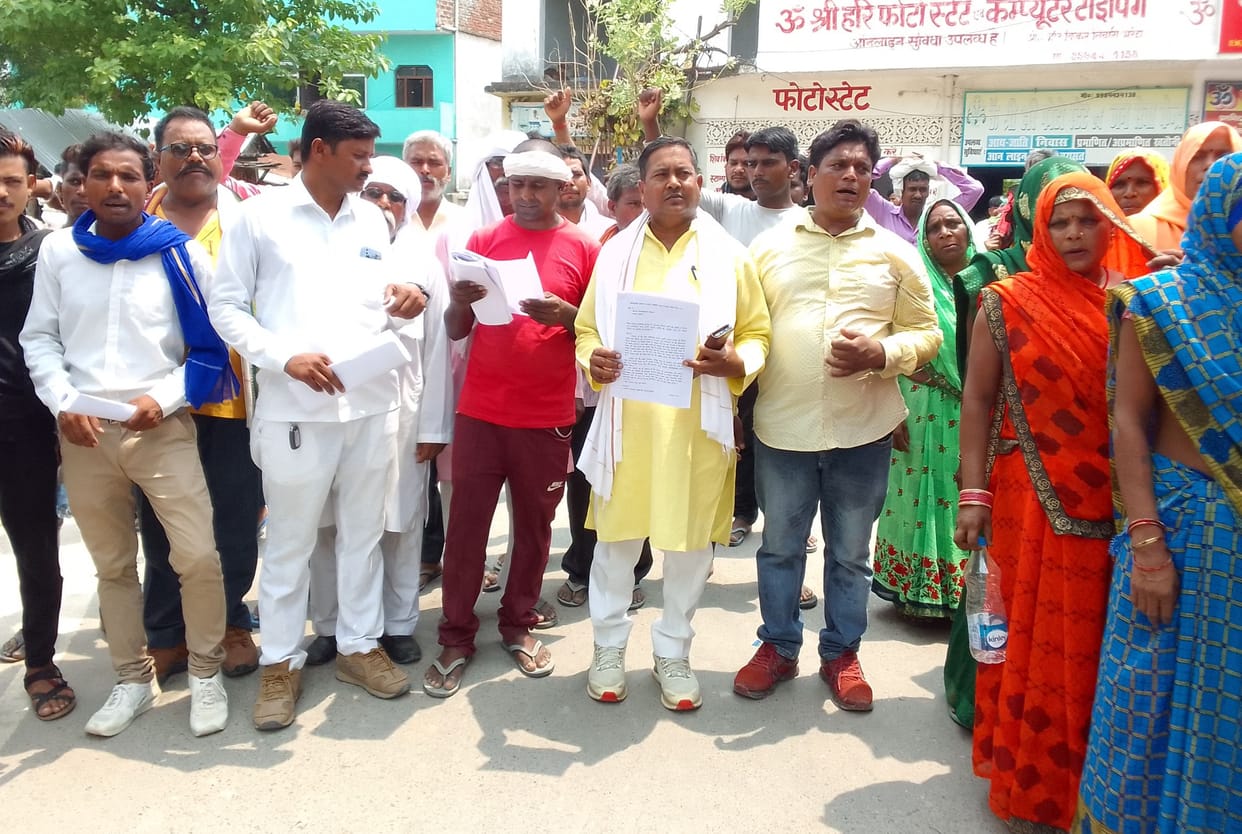 Relatives of dead prisoners came on the road
