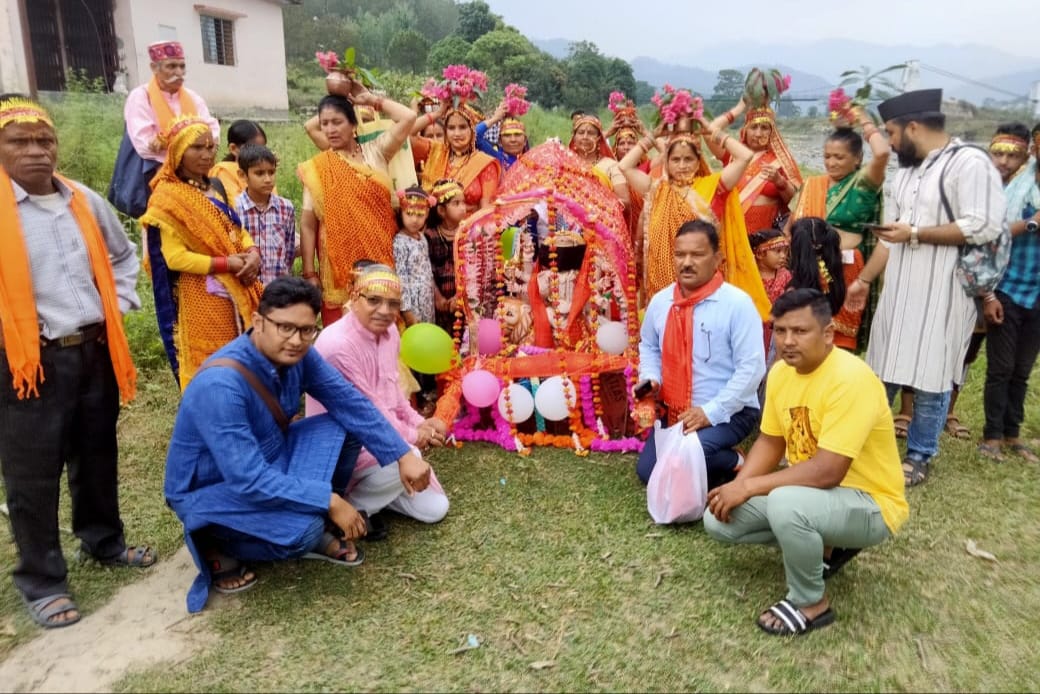 Kalash yatra in Chaukhutiya