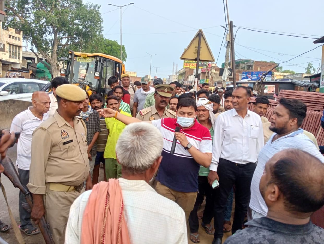 SDM removed encroachment with Dalbal, ruckus