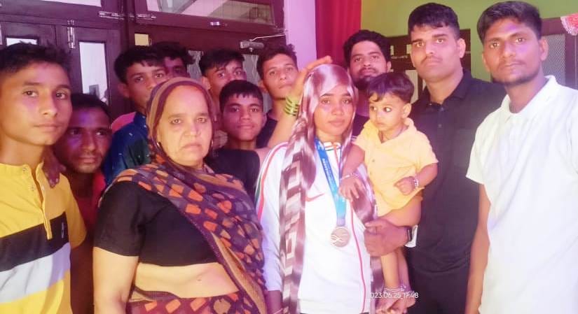 Meenu won bronze medal in sailing competition held in China