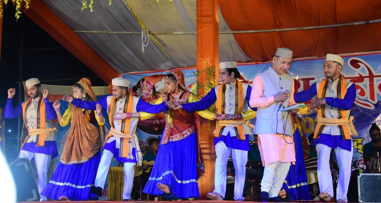 Bholenath played such a drum, the whole Mount Kailash became happy...