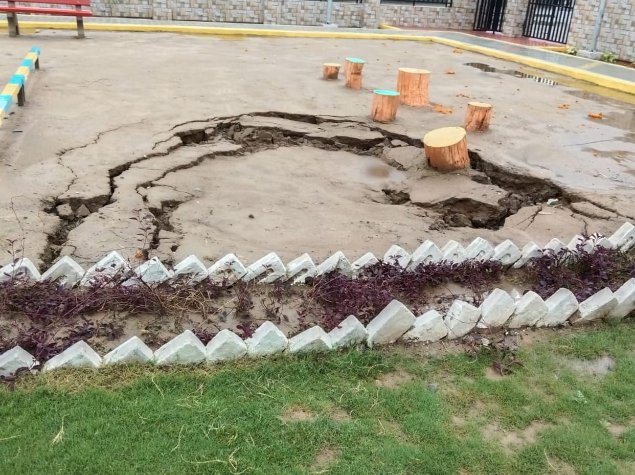 The park collapsed the very next day after the inauguration of the railway minister
