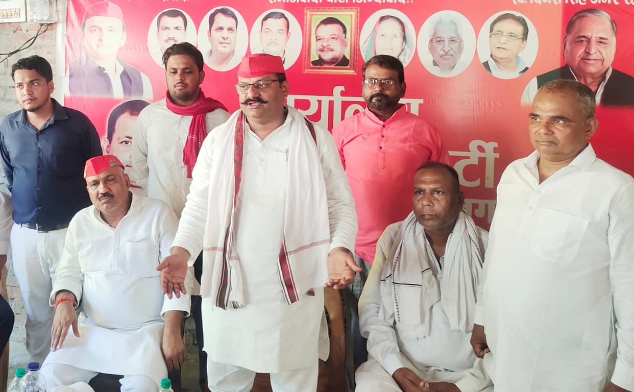 SPs brainstorm on defeating BJP