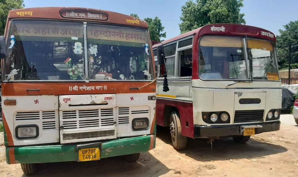 fake buses are still running from gunnaur to anand vihar