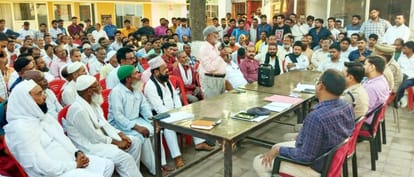Peace committee meeting held in Puwayan, Khutar, route march taken out