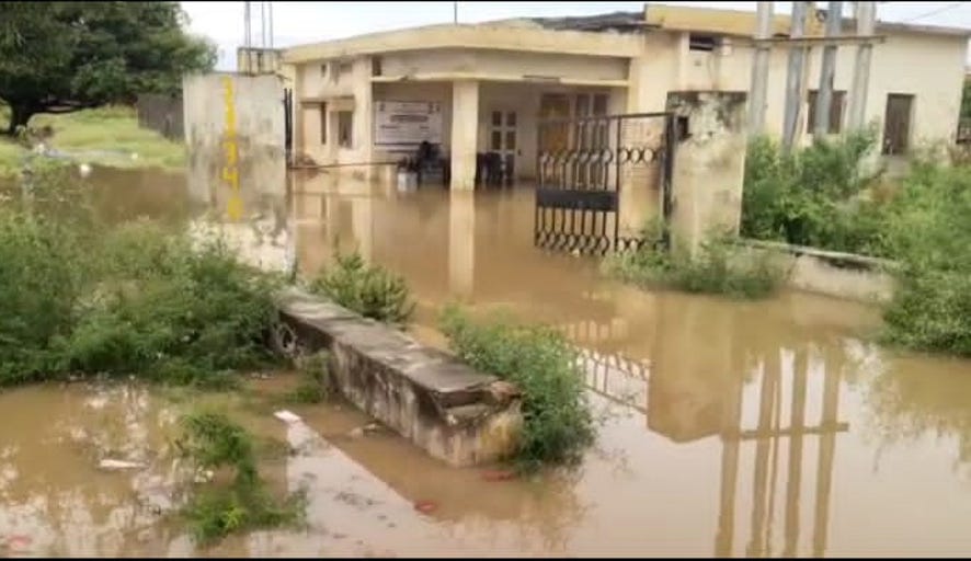 Power supply stalled due to water filling in power houses