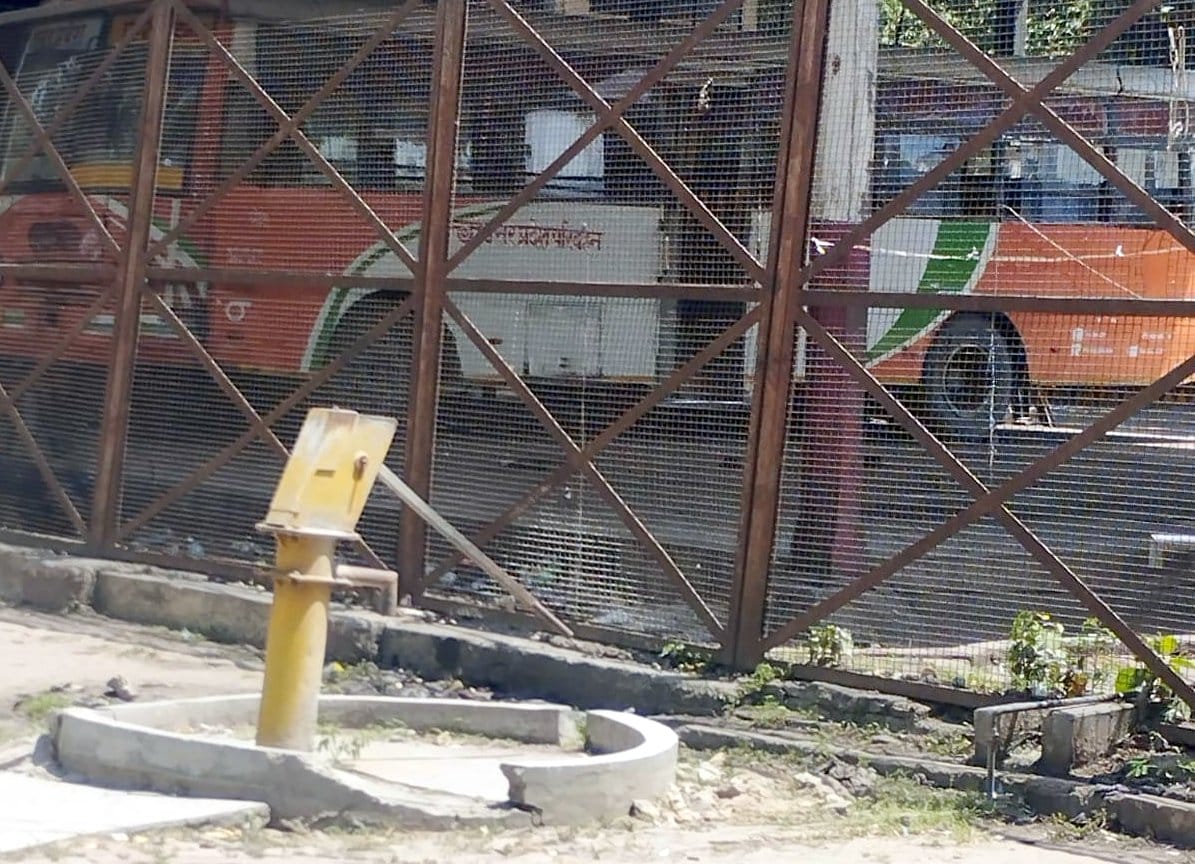 Lack of facilities at the bus stand, chaos dominated