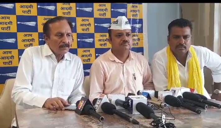 Government plans to limit CET seats as well, AAP will give memorandum in protest
