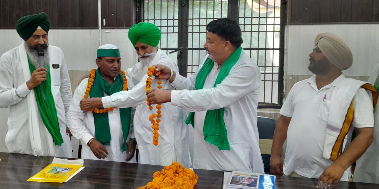 Now farmers will have to fight for their rights themselves