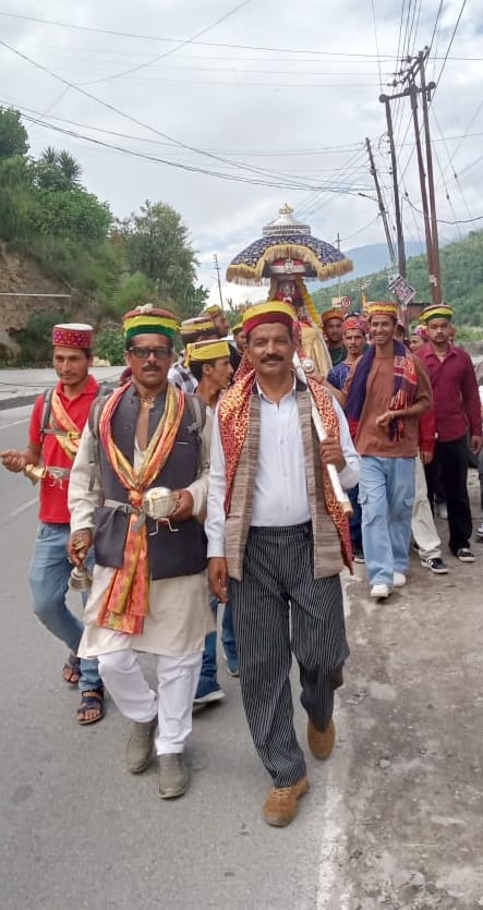 God Bhalathi Narayan came out for shahi snan