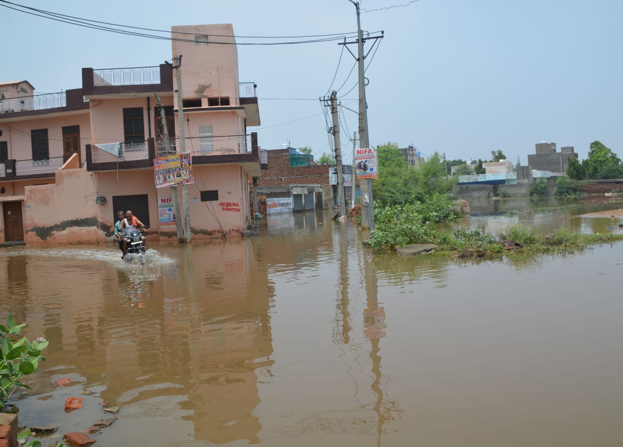 Water filled in more than 40 streets, fear of spreading waterborne diseases
