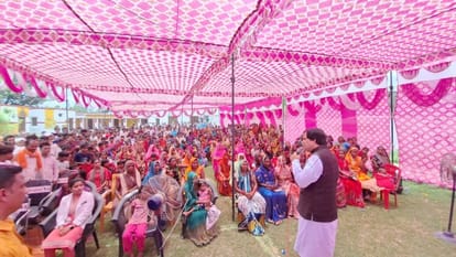 Now many people are doing politics for greed and selfishness: Varun Gandhi