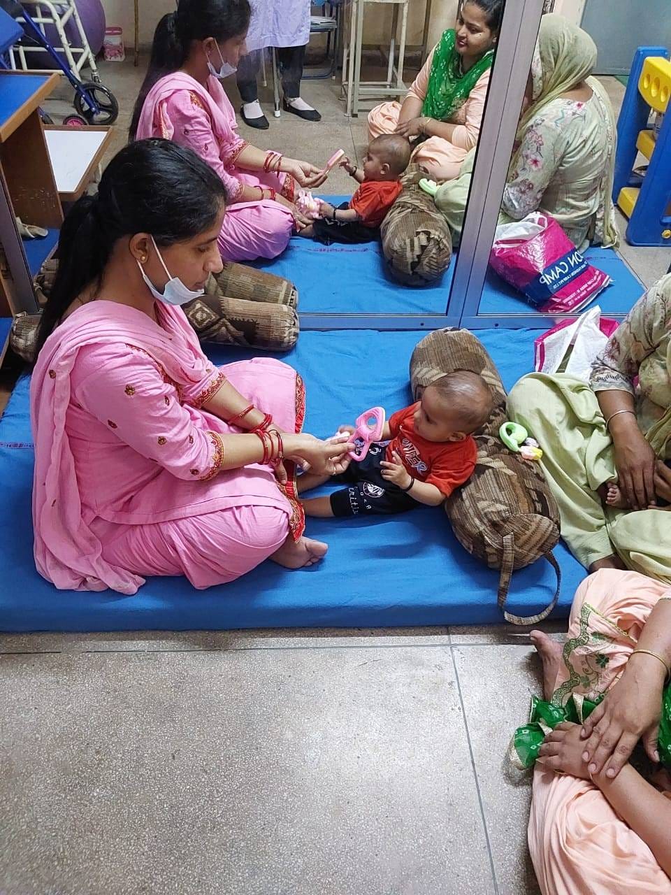 Due to carelessness, the heart of the baby is getting weak in the womb, a hole was found in the heart of 52 children.