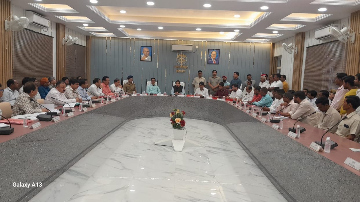 MP said - Setu Nigam should accelerate the construction of overbridge