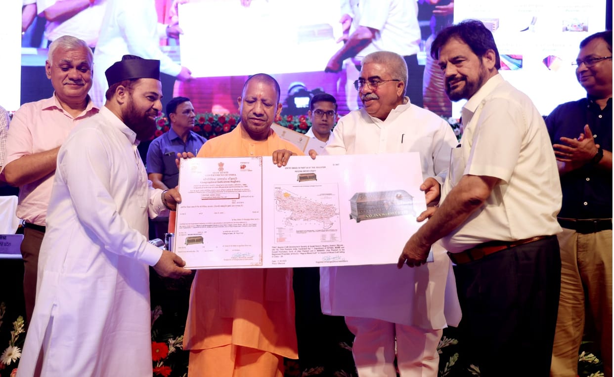 Wood craft industry of Nagina got GI certificate