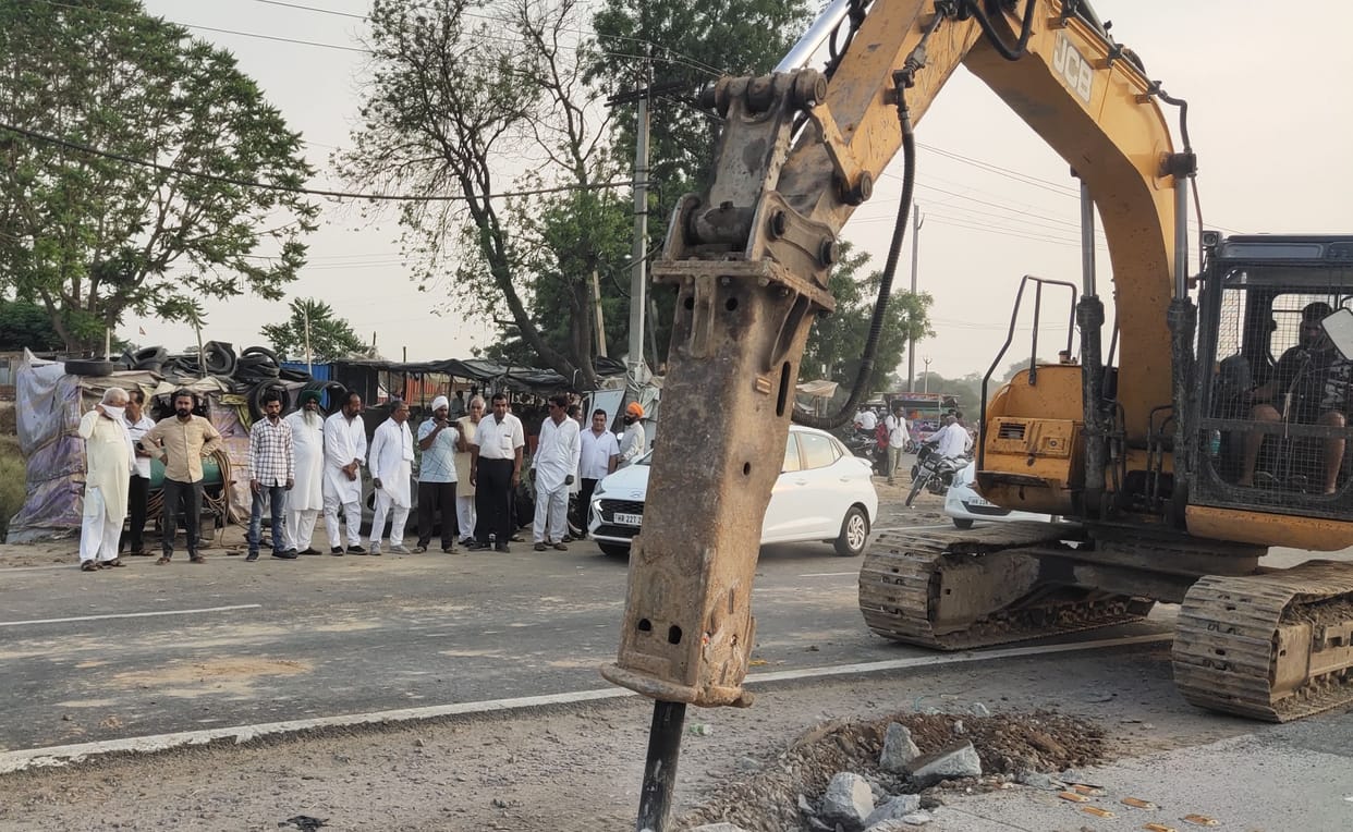 Bridge construction started at Hanspur Chowk, more than 40 people had lost their lives