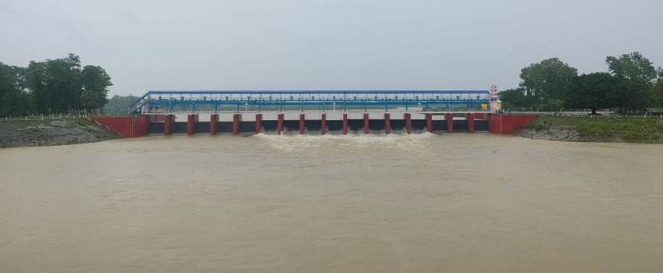 Rivers overflowed eight gates opened due to increase in water pressure in Banganga