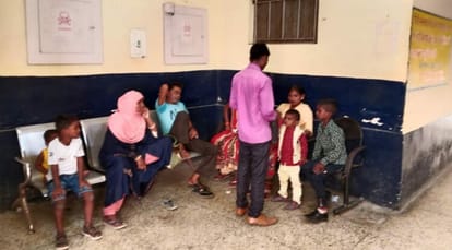 Patients do not get reports on the day of taking samples from pathology