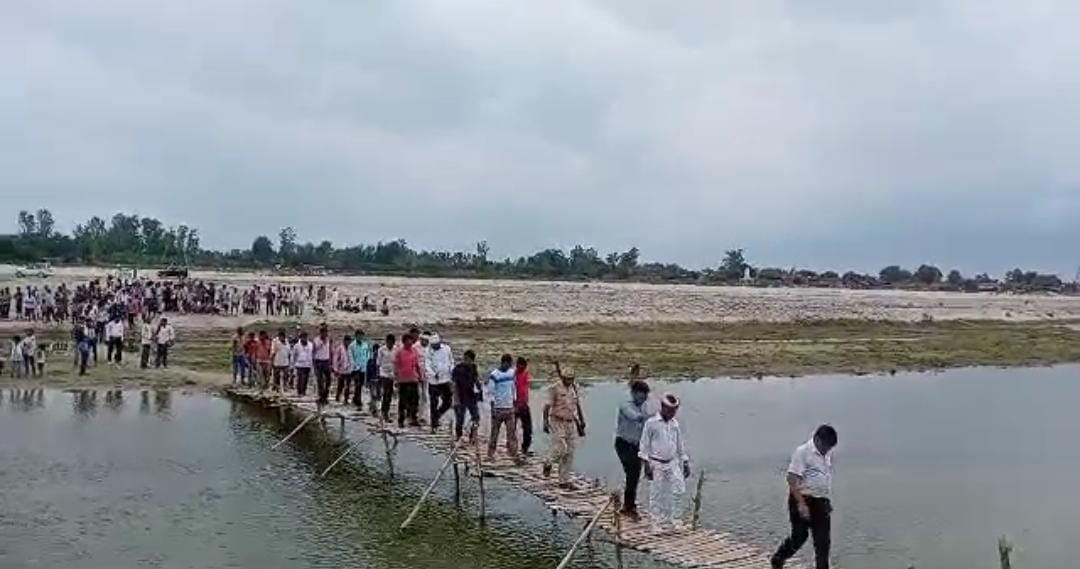 Bridges will be built on Puraina and Navla Ghat of Deoha river