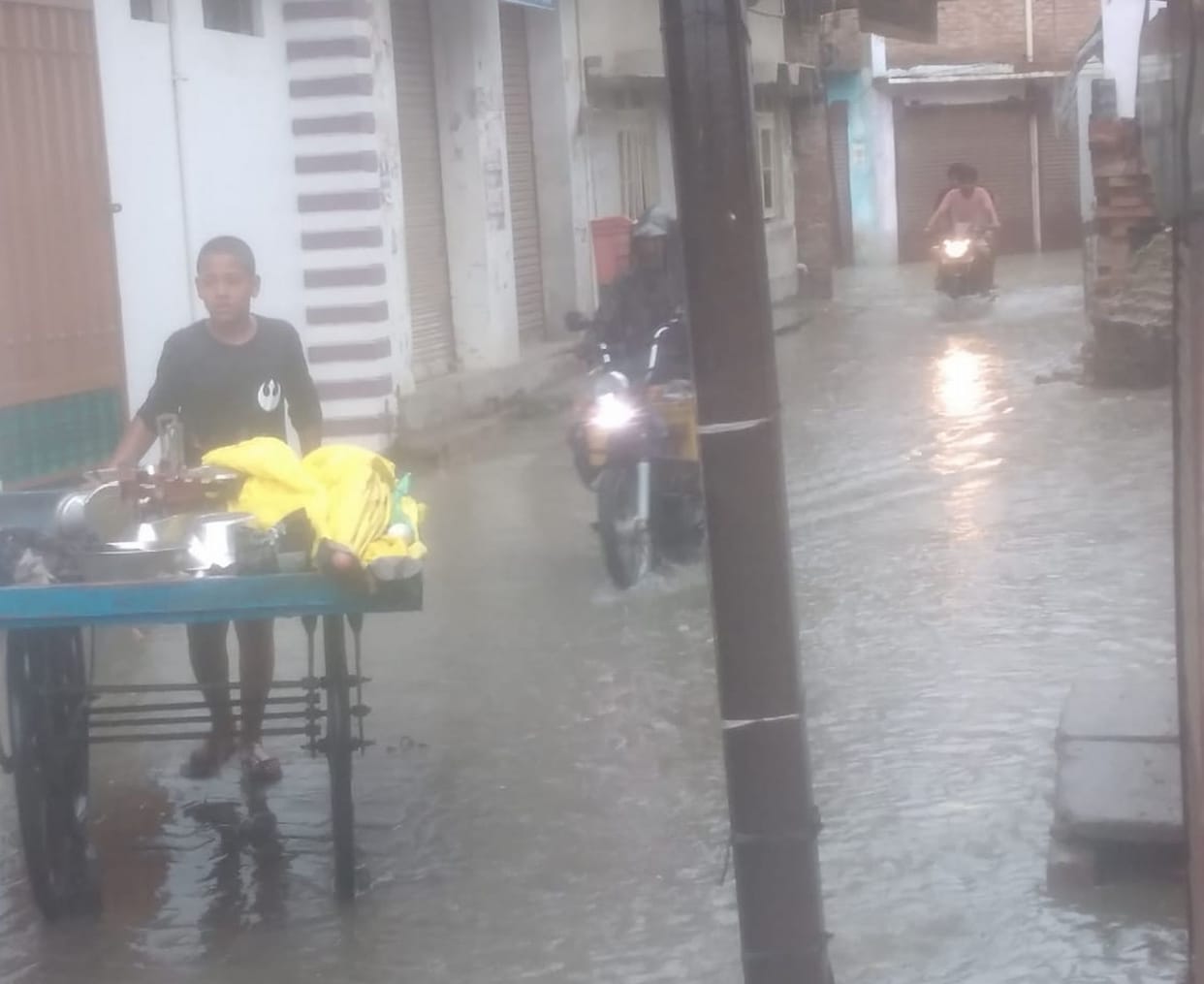 Farmers happy with the rains, trouble due to waterlogging in the localities