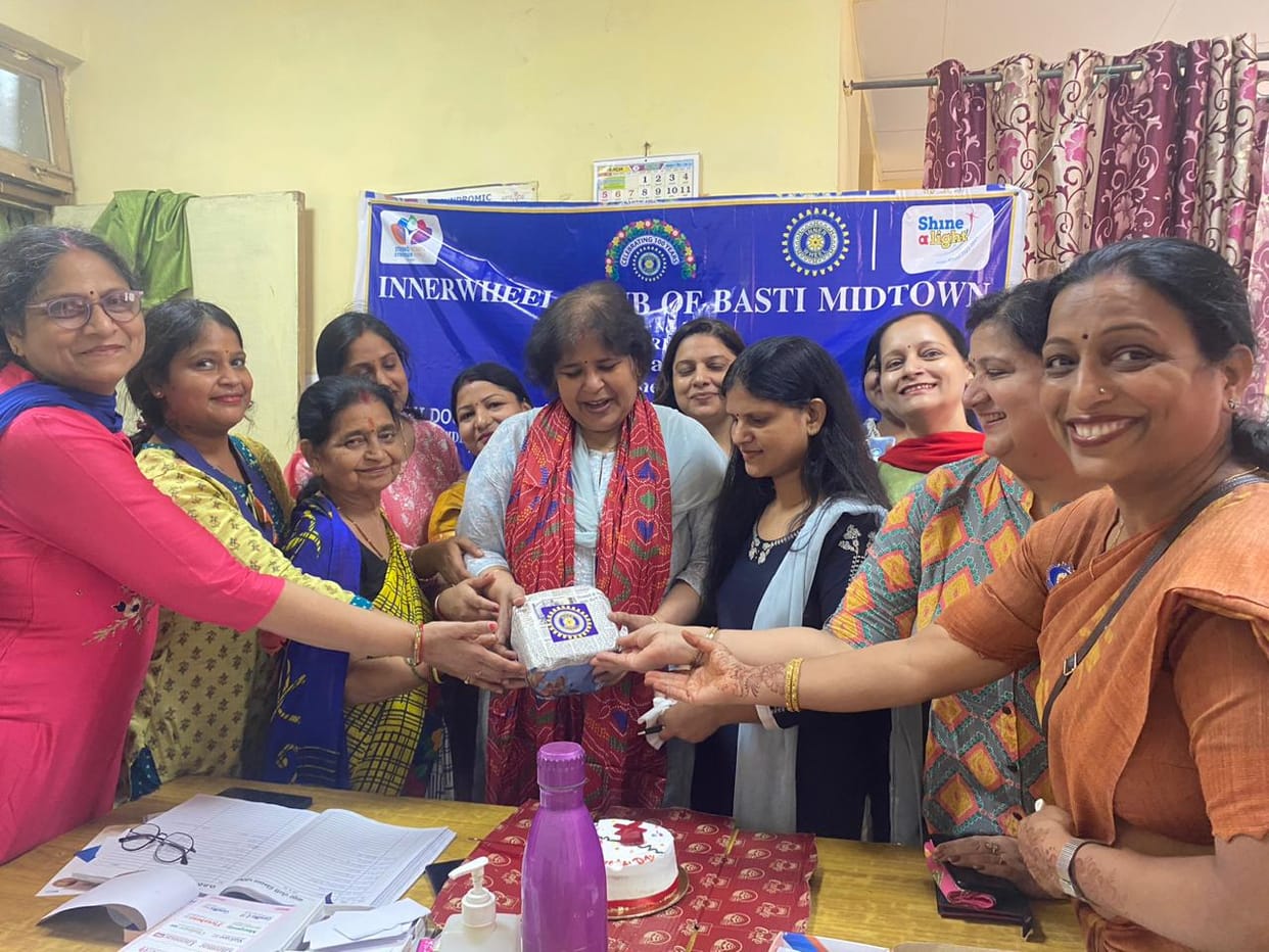 Rotary Club Basti Greater distributed first aid kit on Doctor's Day
