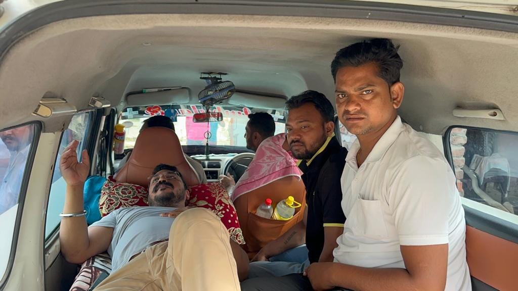 Chandrashekhar left in an ambulance to attend Bharatpur's rally