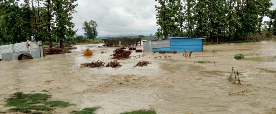 Water filled in 100 acres of fields