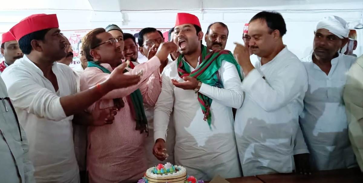 SP celebrated Akhilesh Yadav's birthday by donating blood