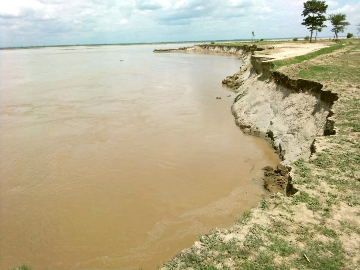 Ghaghra swelled due to torrential rains in Nepal, many villages in danger of erosion