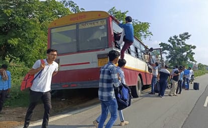 Bus saved from falling into ditch due to overtake