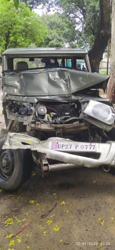 Bolero was dragged for a long distance due to the collision of the container