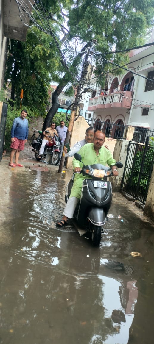 Rajya Sabha MPs were shocked by the dirt and foul smell in Raiganj